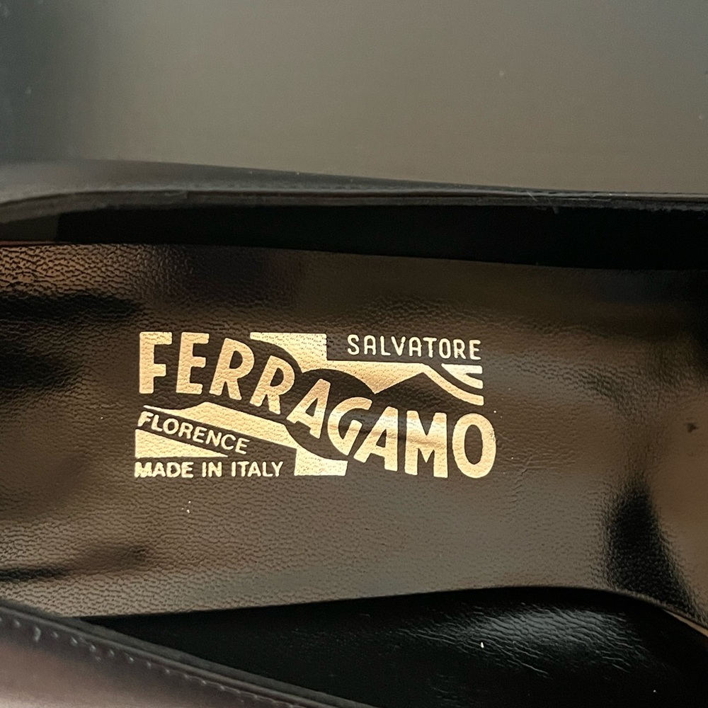 Salvatore Ferragamo Black Leather Bow Tie Pumps Size 11 - Picture 6 of 10